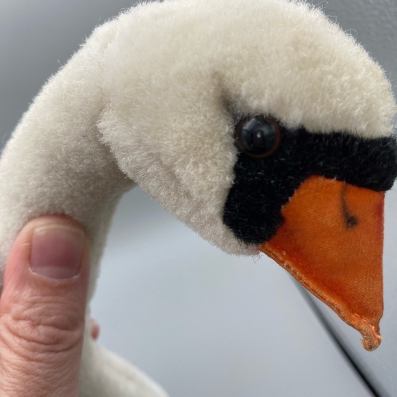 White Swan Plush - Hansa Creation - 2010 - Stuffed Animal Toy - 4085  - Rare - Picture 5 of 5